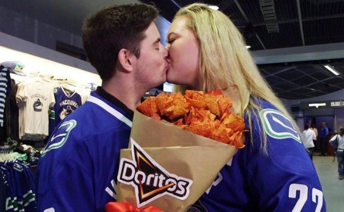 This Woman Proposed To Her Fiancé With A Bouquet Of Doritos