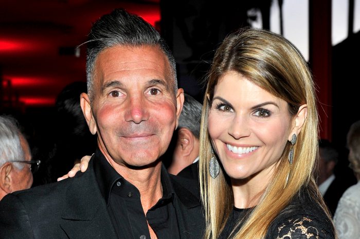 They're Geting Away With This?! Lori Loughlin Shocks With Bombshell Claim in College Admissions Case