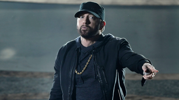 Eminem Gives Away His Phone Number To Panic-Stricken Fans