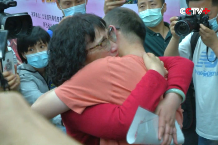 An Amazing Story: Son Reunites with Parents 32 Years After Kidnapping