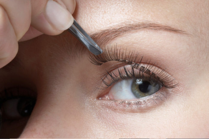Are Magnetic Lashes Safe For Your Eyes?